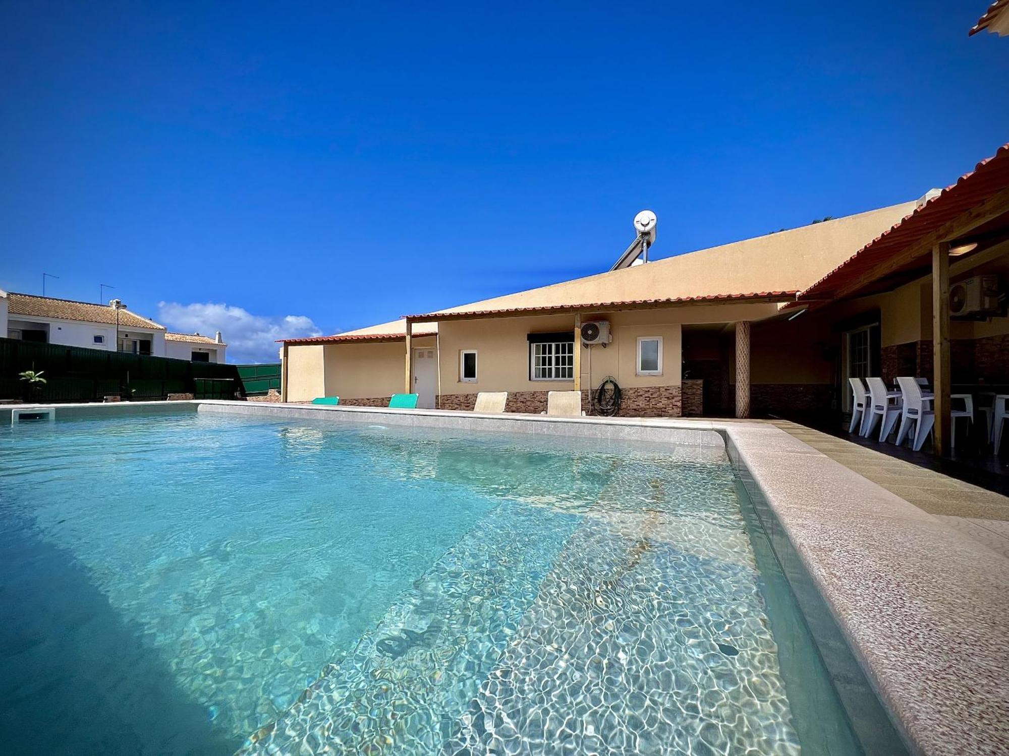 Albufeira Summer Villa 2 With Pool By Homing 외부 사진