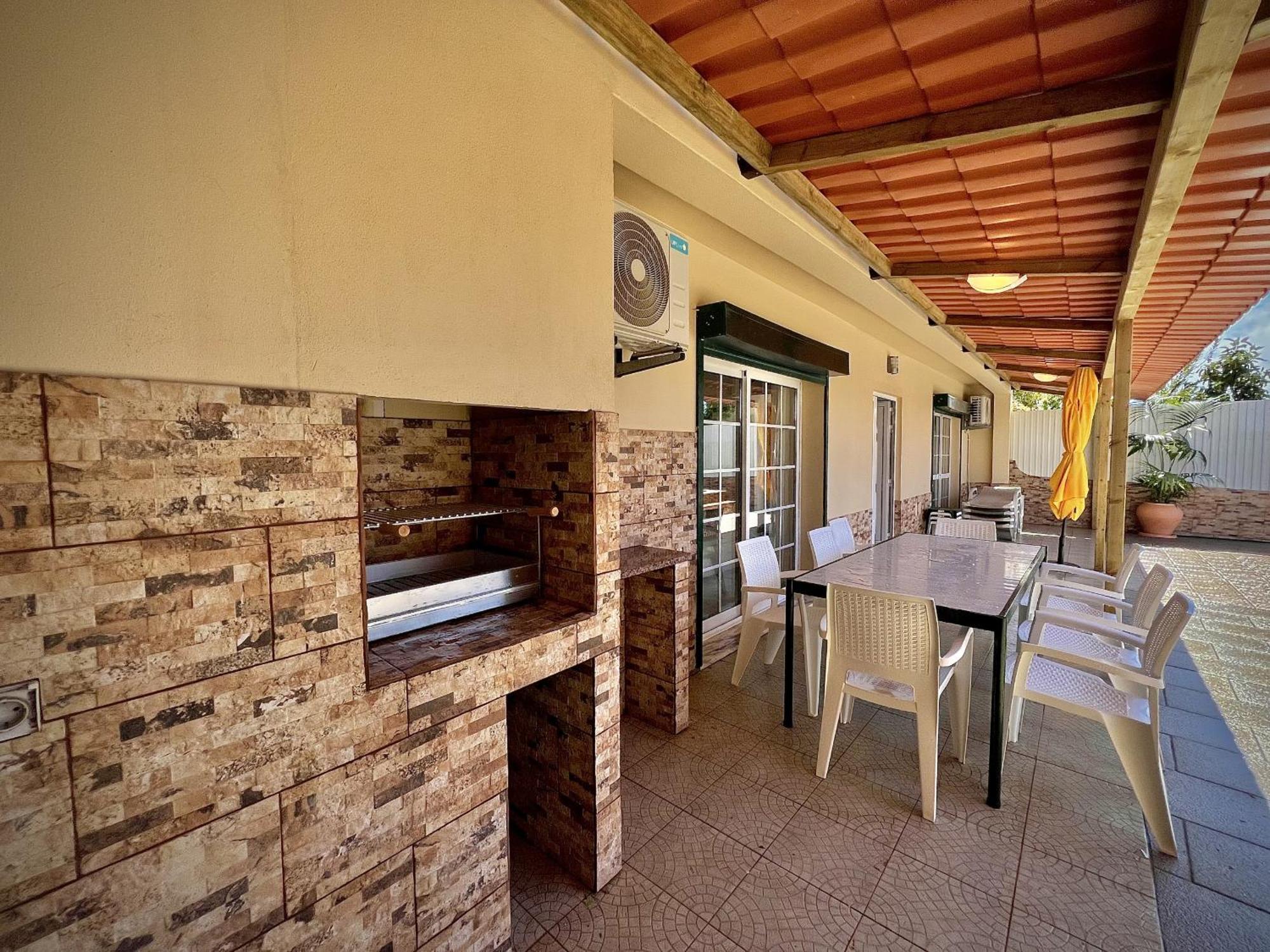 Albufeira Summer Villa 2 With Pool By Homing 외부 사진
